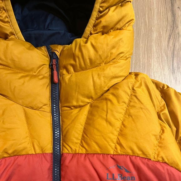 LL Bean Women's Down Hoodie Puffer Jacket Size
Large Colorblock - Picture 4 of 10